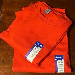 Gildan crew neck tee - 2XL, red - NWT